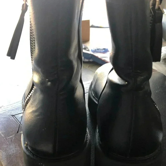 Zippered Black Platform Boot - Picture 3 of 5
